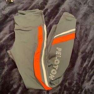 Peloton size S workout leggings